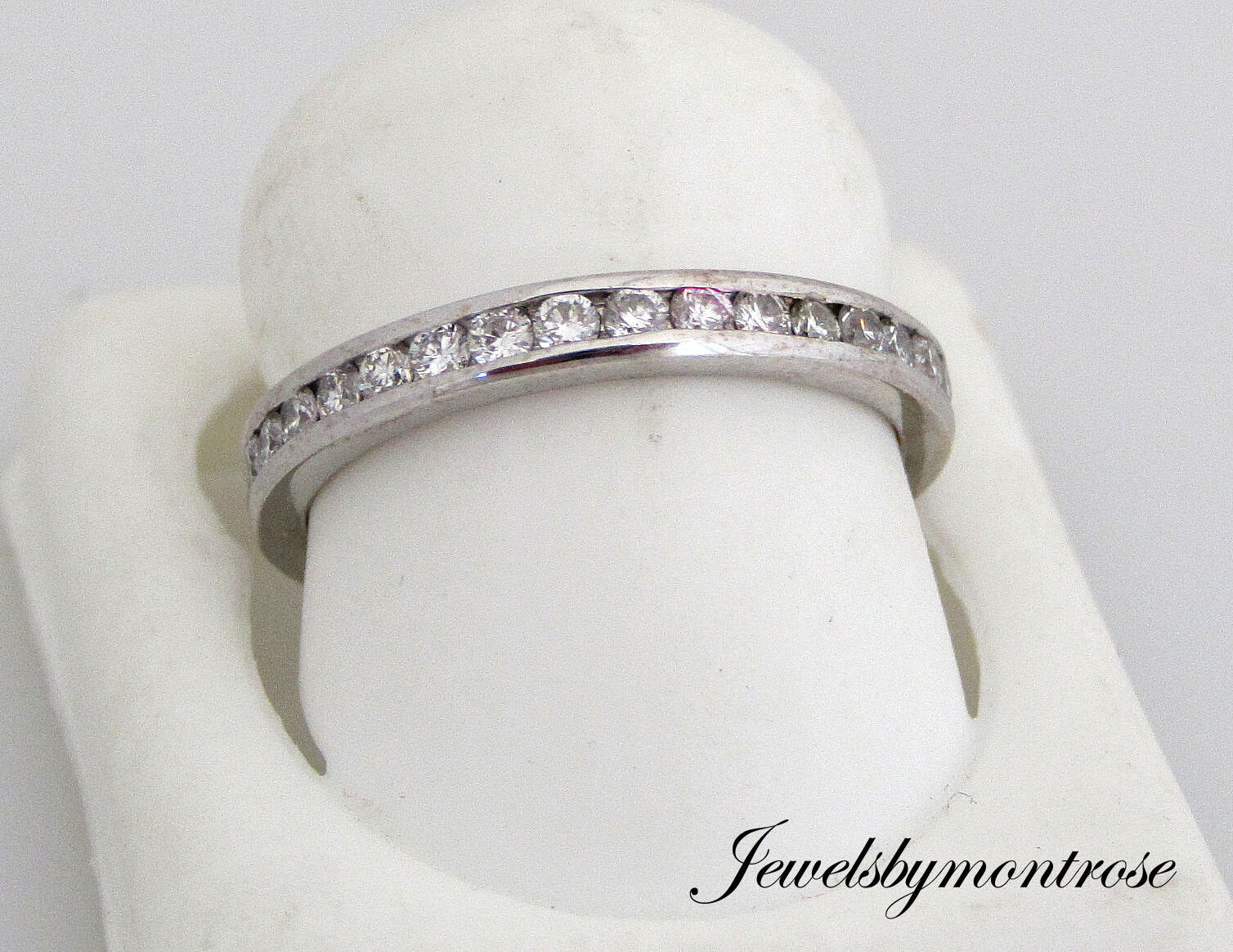 14K White Gold Eternity Band With 0.75 Cts Round Diamonds Size6 2.1 Grams