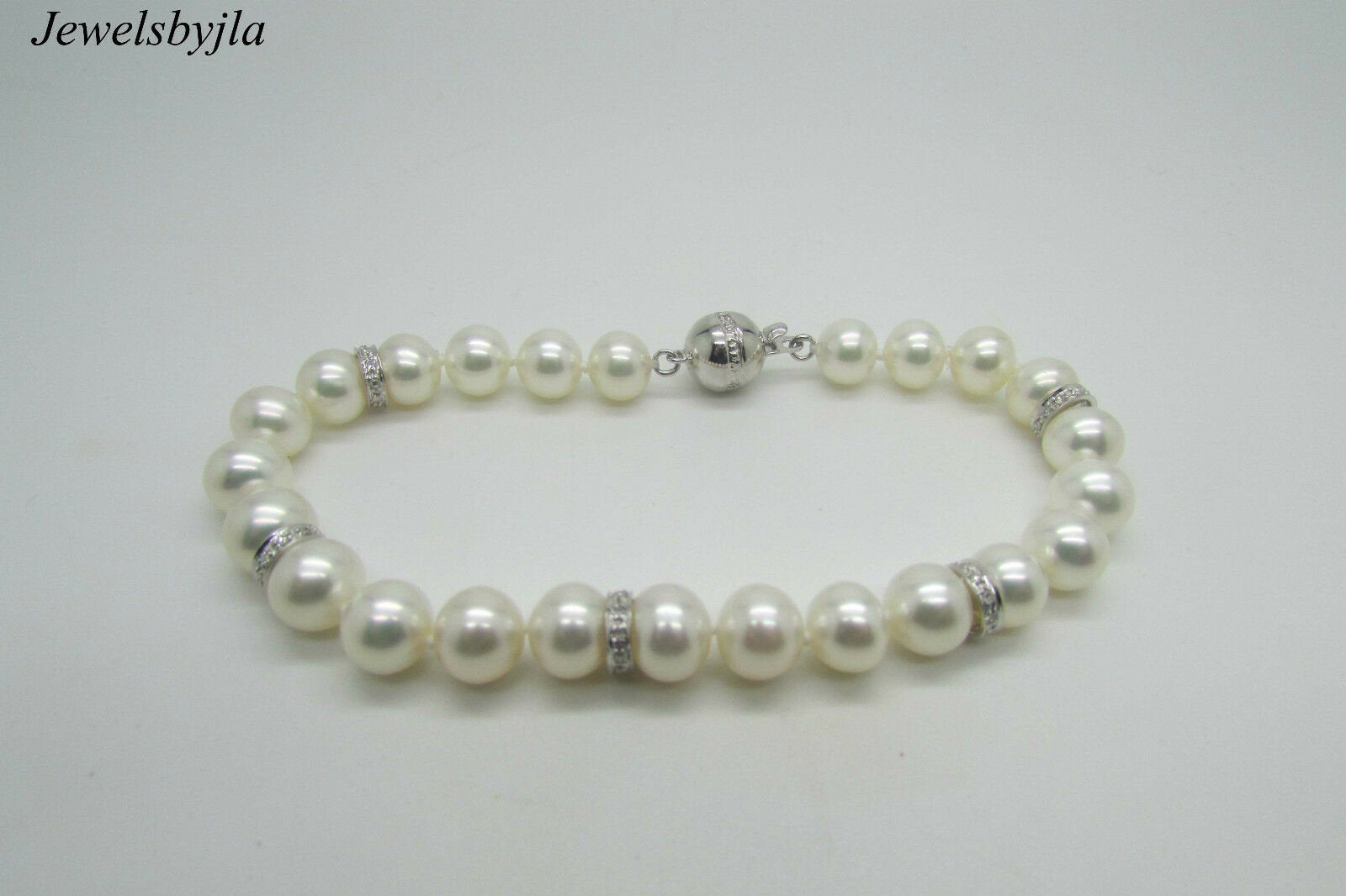 14K White Gold Pretty Cultured Pearl Bracelet With Diamond Rondelles 0.40 Cts