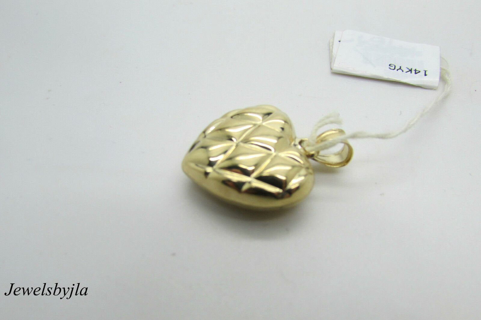 14K Yellow Gold Diamond Cut Pretty Puffed Heart Charm/Pendant Quilted Design