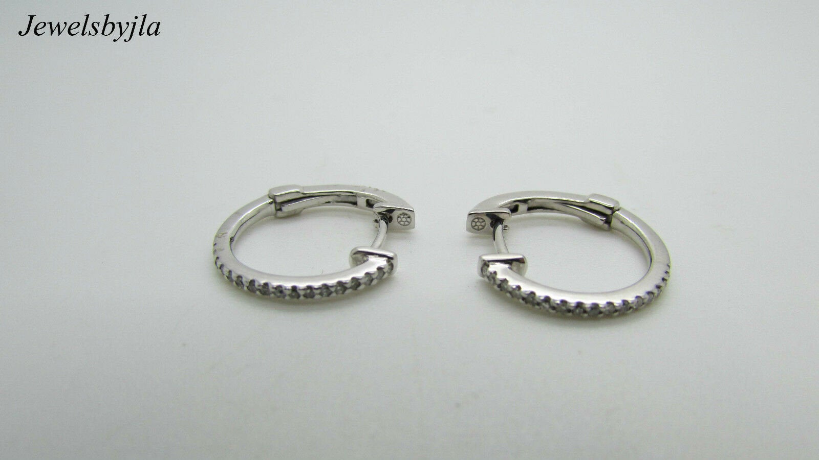 14K Pretty White Gold Circle Huggie Earrings With Diamonds 0.15 Cts 2.2 Grams