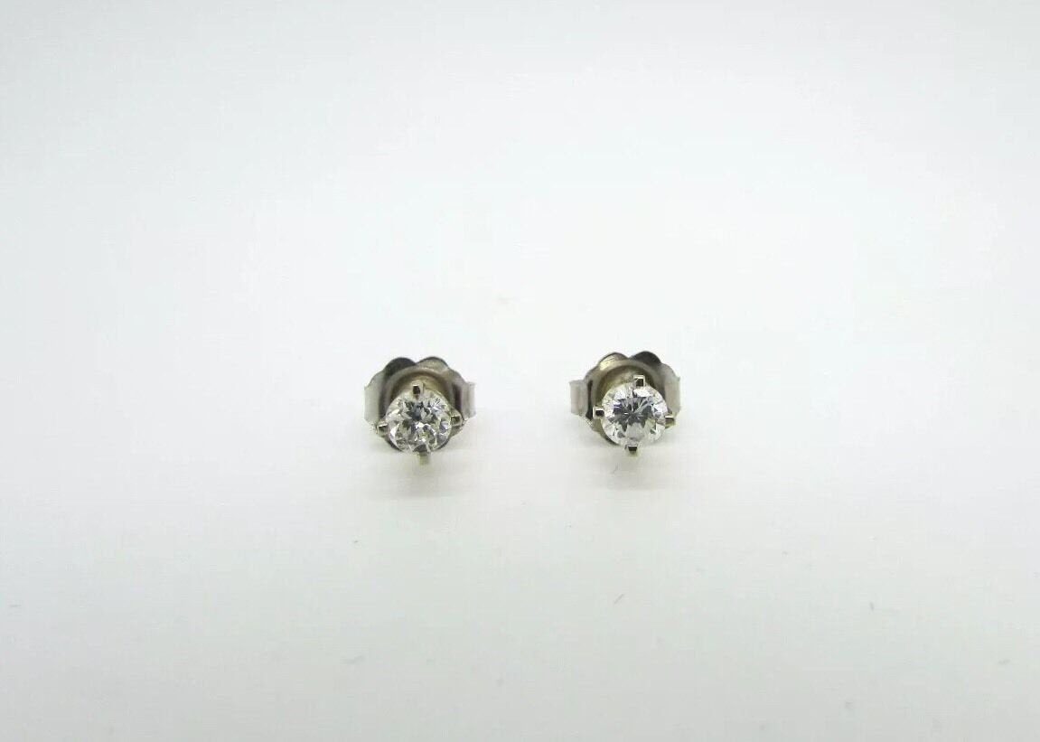 14K Pretty White Gold Round Diamond Stud Earrings .33 Points