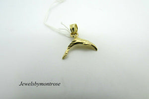 14K Yellow Gold Pretty Dolphin Charm/Pendant 0.7 Grams