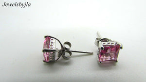 14K Pretty White Gold Rose Quartz Square Stud Earrings With Design