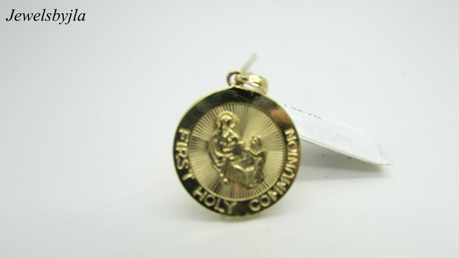 14K Pretty Yellow Gold First Holy Communion Pendant Design Picture Engraved