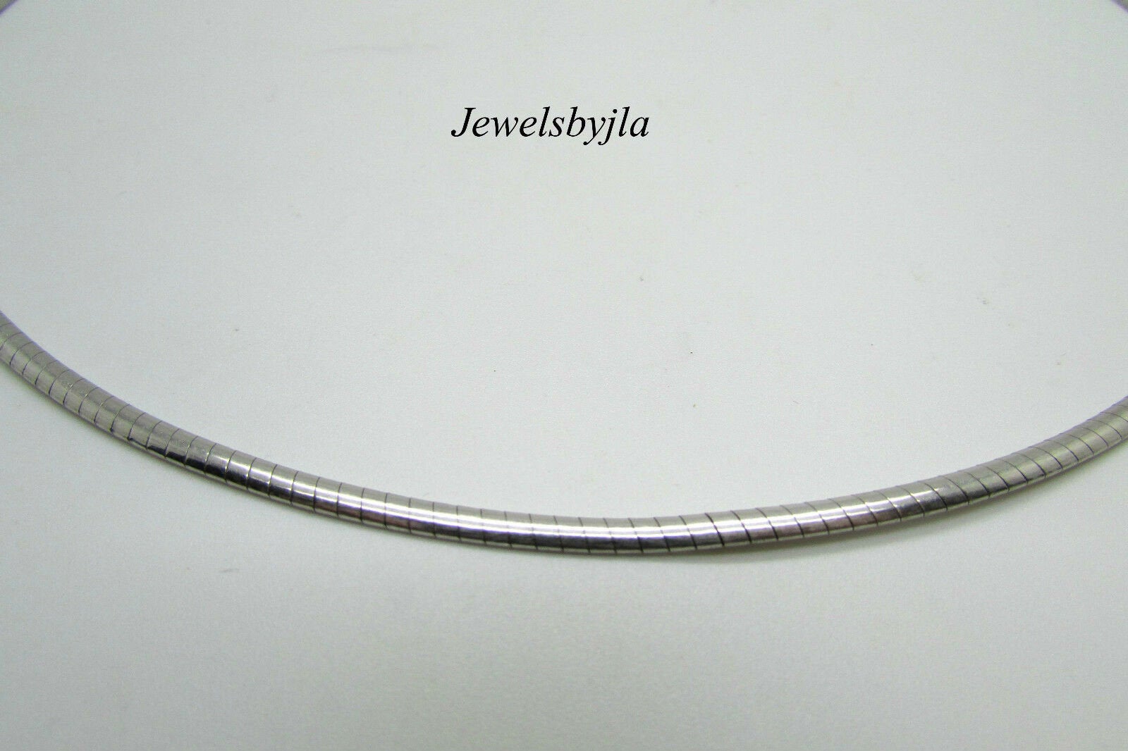14K Pretty White Gold Omega Chain 17.5 Inches 31.50 Grams Made In Italy