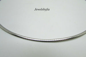 14K Pretty White Gold Omega Chain 17.5 Inches 31.50 Grams Made In Italy