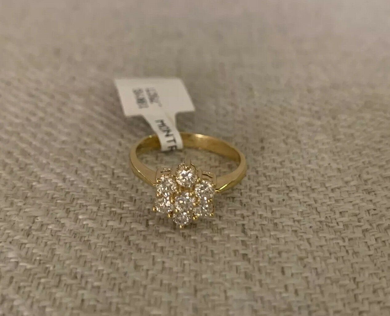 18K Yellow Gold Cluster Ring With Round Diamonds 3.5 Grams Size 6 .75 Cts