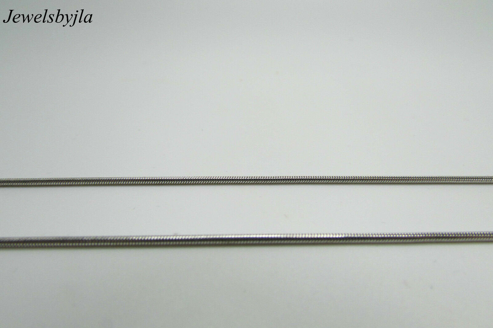 14K Solid White Gold Pretty Round Square Snake Chain 16 Inches 5 Grams Italy