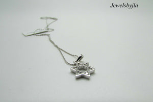 14K White Gold Pretty Star Of David Pendant With 6 Round Diamonds 0.08 Cts