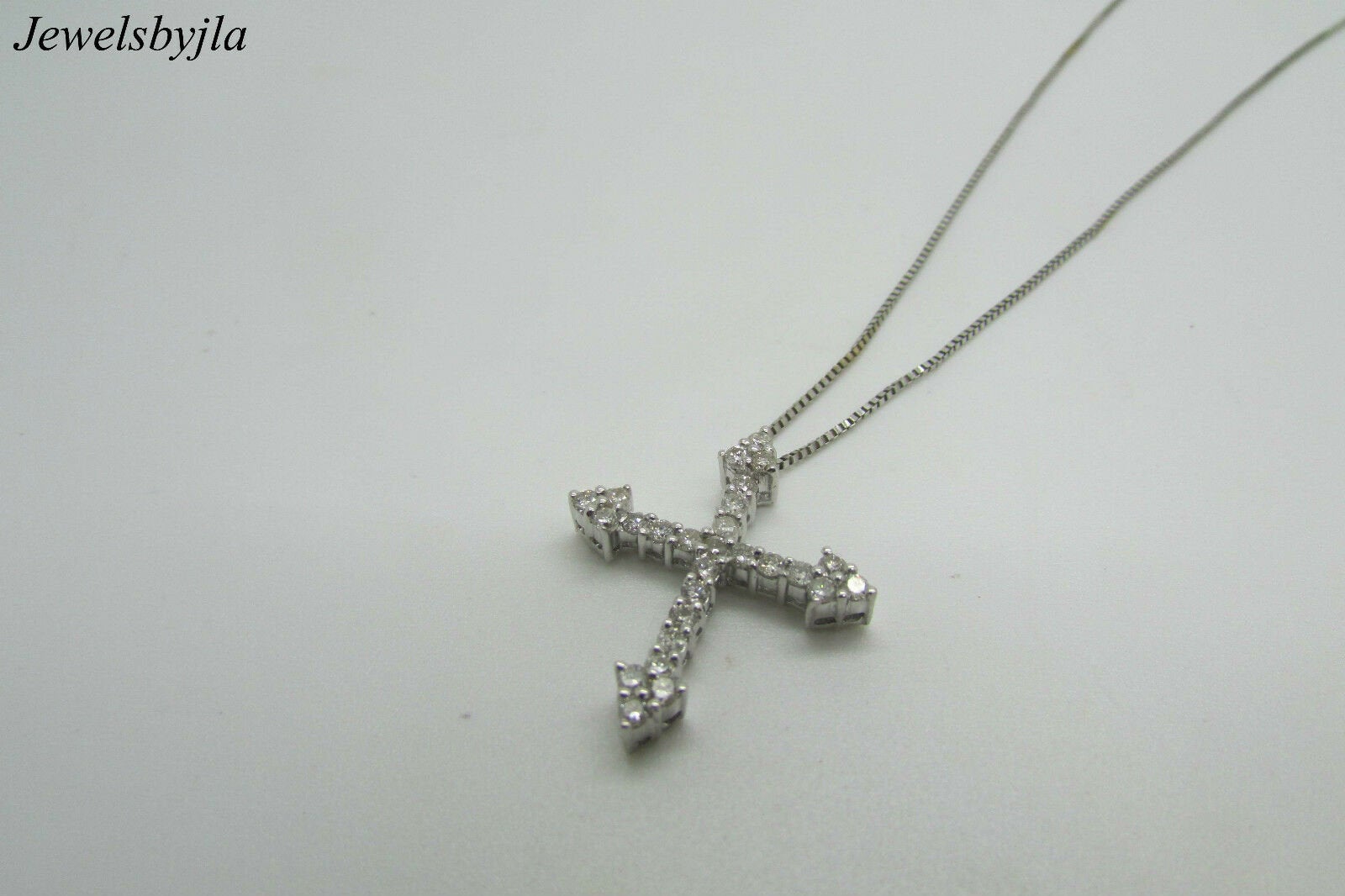 18K Pretty White Gold Diamond Cross Pendant With Arrow Shape Sides 0.54 Cts