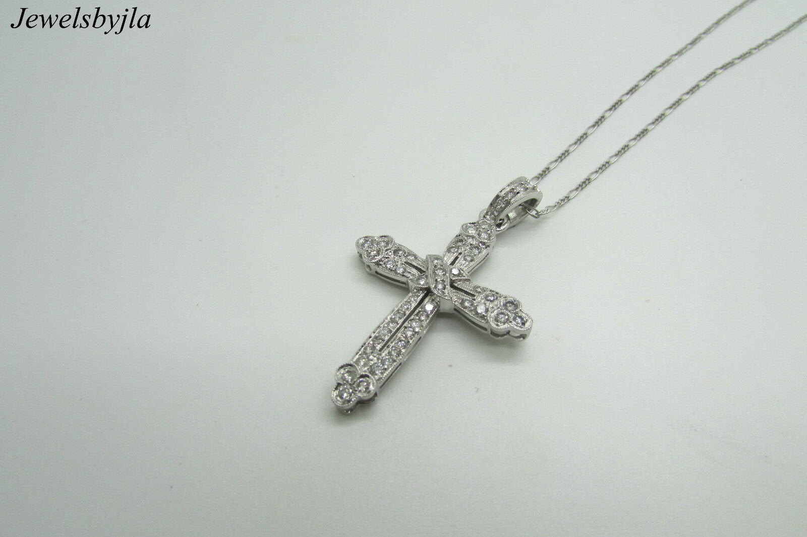 14K White Gold Thick Cross Pendant X Design In Middle With Round Diamonds 1 Ct