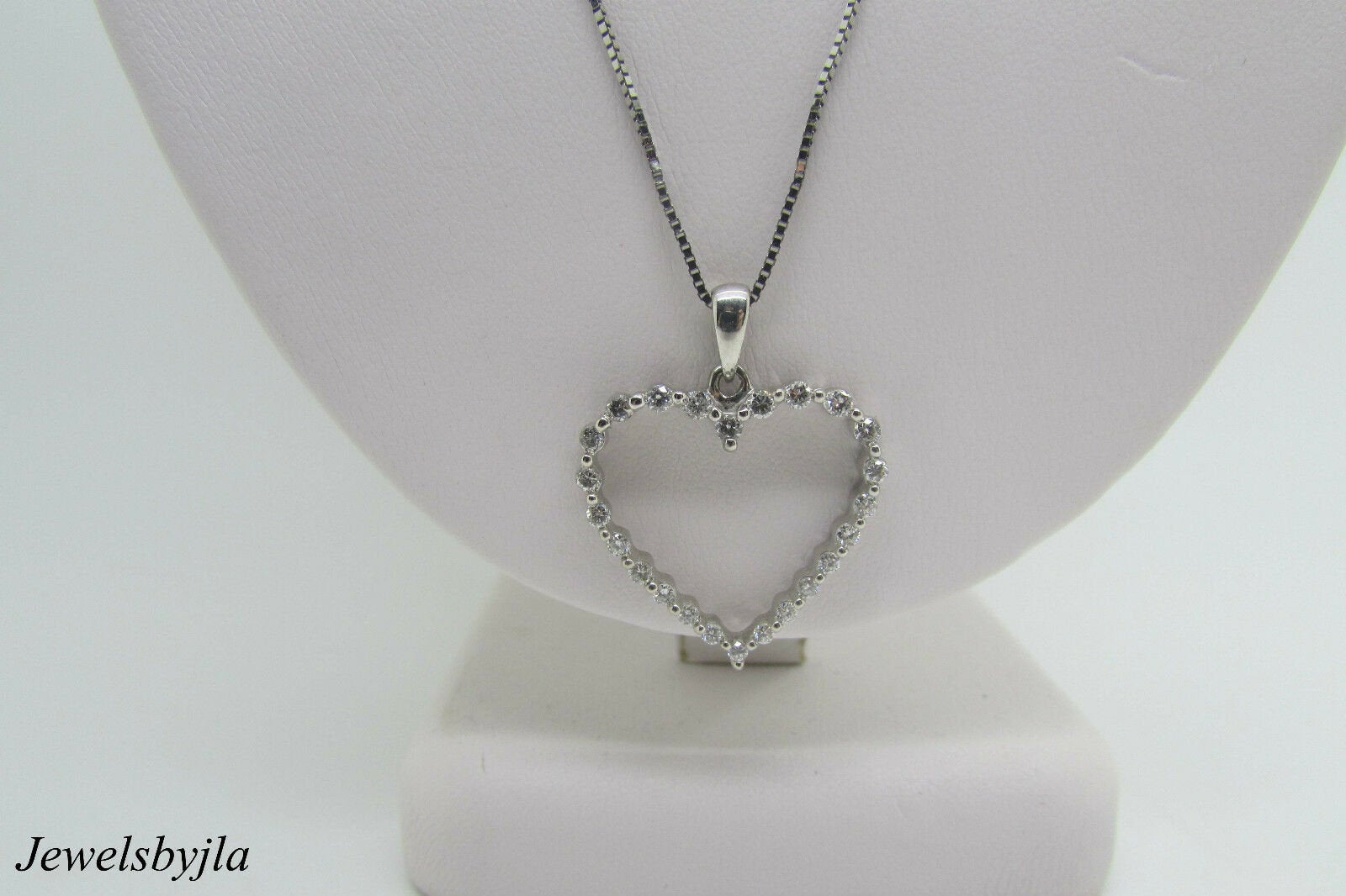 14K Pretty White Gold Thin Open Heart Pendant With Round Diamonds 0.50 Cts