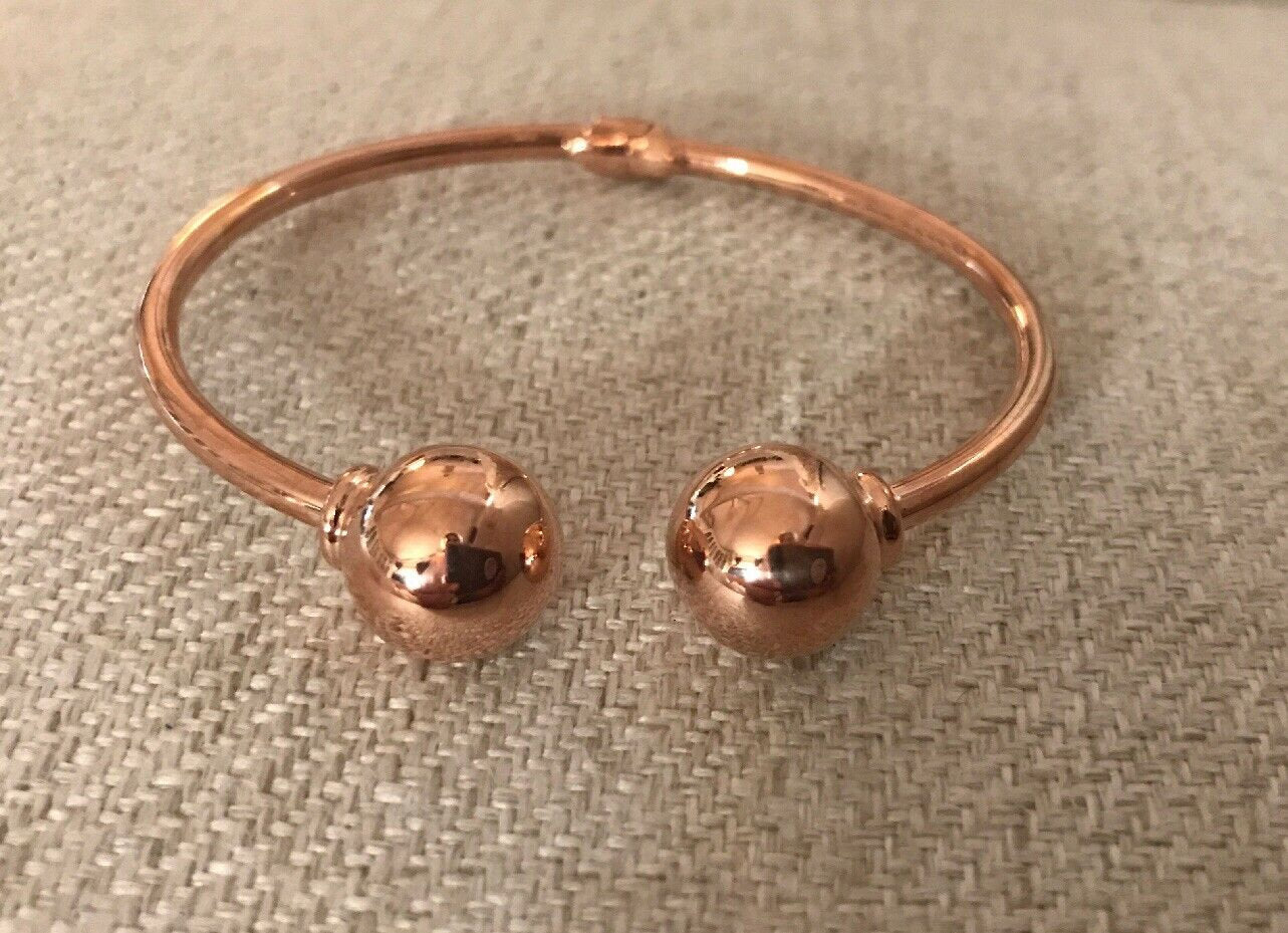 14K Pretty Rose Gold Polished Open Cuff Bracelet With 2 Balls 8 Grams