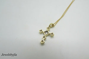 14K Pretty Yellow Gold Cross Pendant With Princess Cut Diamonds 0.35 Cts