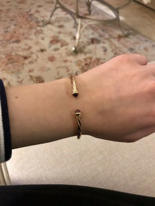 14K Pretty Yellow Gold Polished Twisted Cuff Bracelet With Amethyst Circle Ends