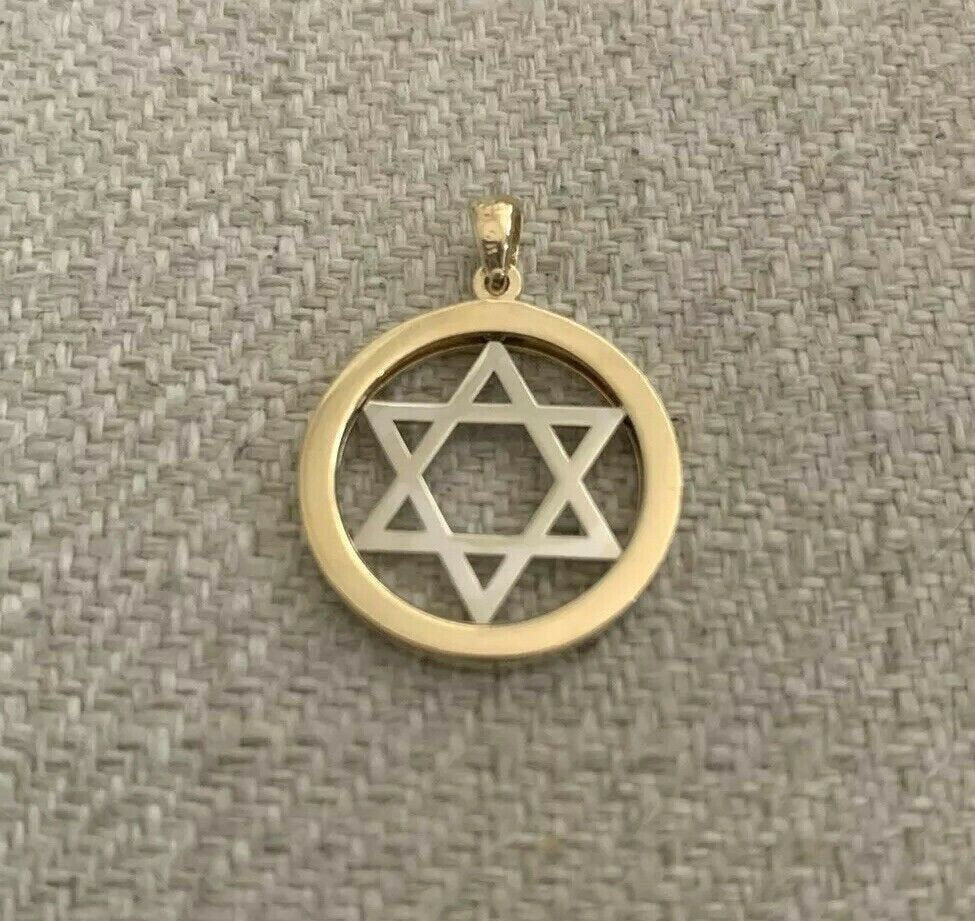 14K Two Fine Gold Pretty Circular Star Of David Pendant 2.8 Grams