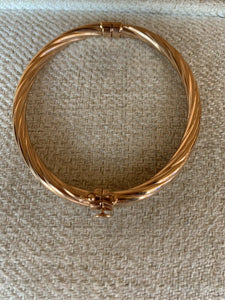 14K Pretty Rose Gold Thick Twisted Bracelet 8.2 Grams