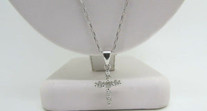 14K Elegant White Gold Diamond Cross Pendant With Round Diamonds 0.29 Cts