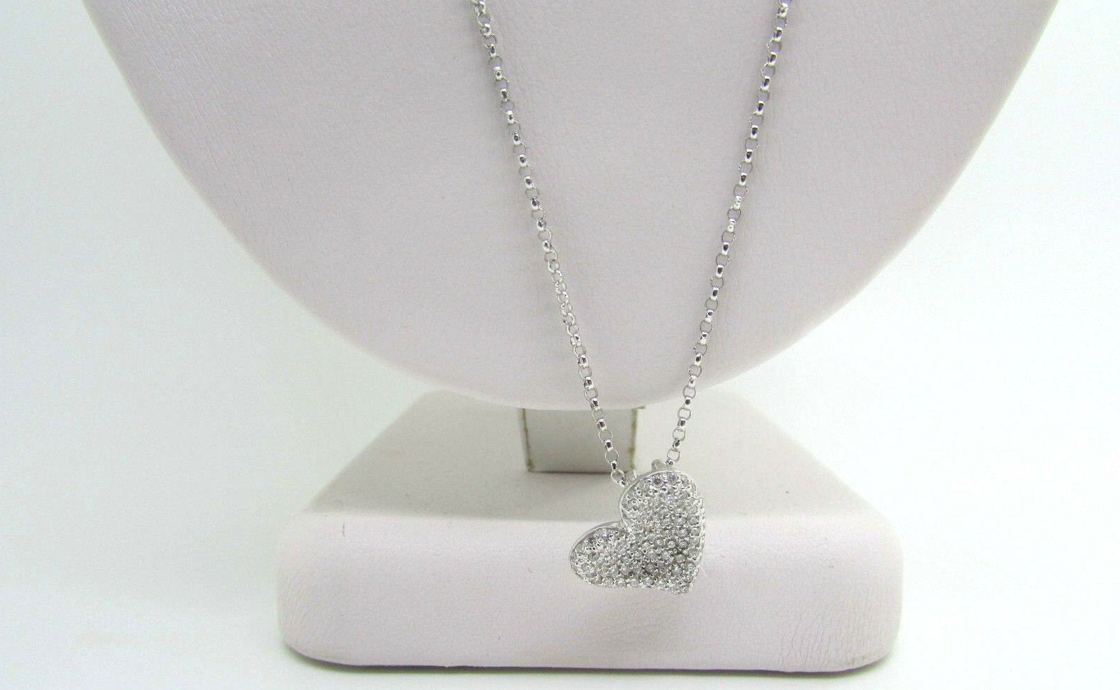 14K Pretty White Gold Curved Heart Pendant Pave Setting Round Diamonds 0.50 Cts