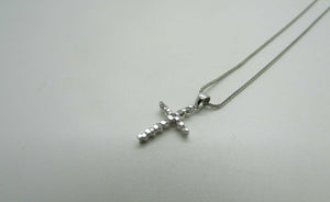 18K Pretty White Gold Thin Cross With Round Diamonds 0.12 Cts 2.1 Grams