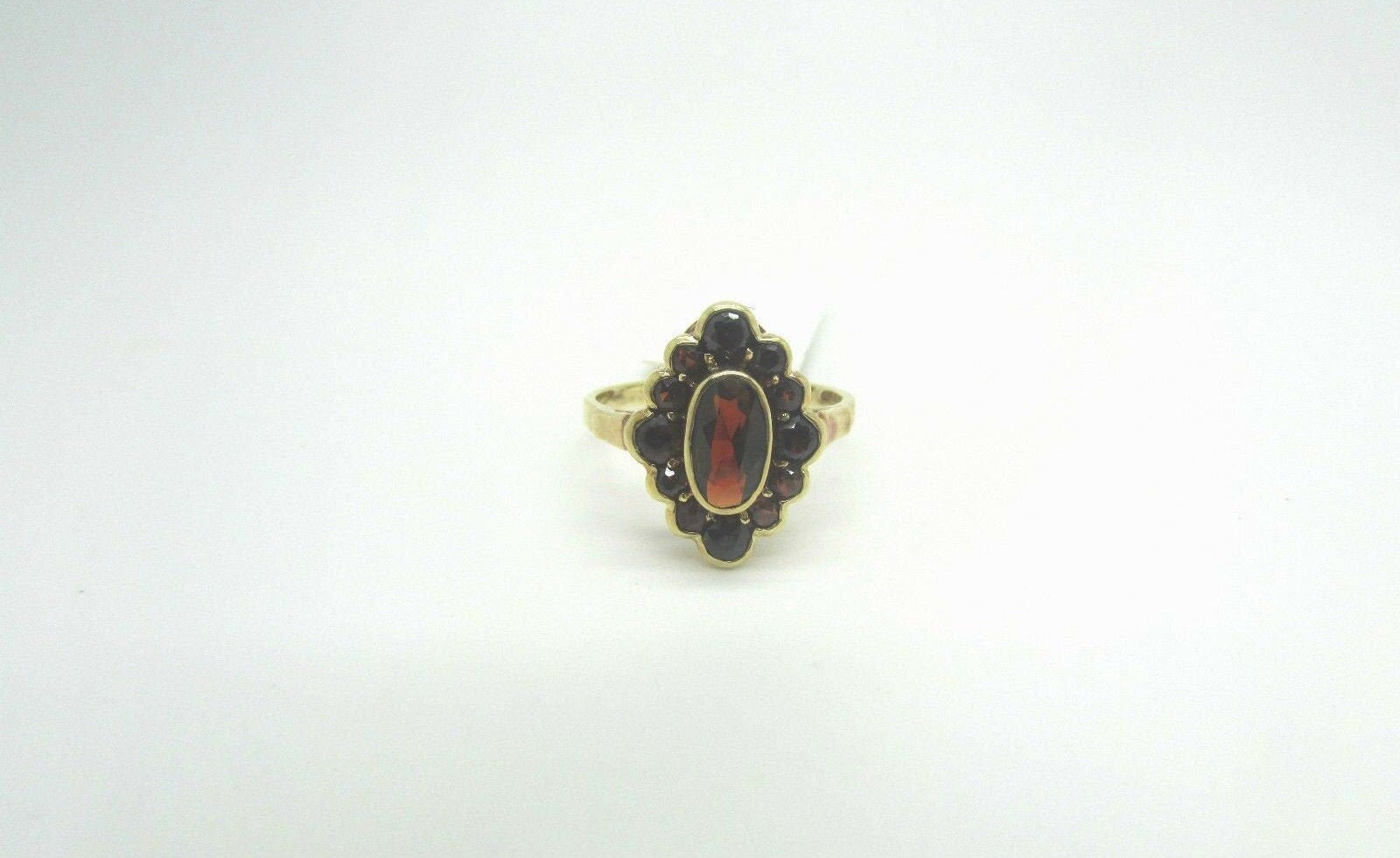 14K Ladies Pretty Yellow Gold Oval Ring With Oval and Round Shape Garnet Stones