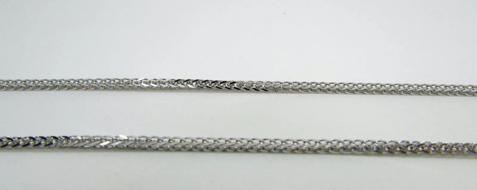 14K Pretty White Gold Foxtail Chain 22 Inches 5.7 Grams Made In Italy