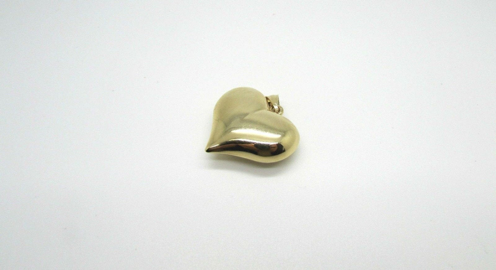 14K Pretty Yellow Gold 3-D Large Puffed Heart Pendant 2 Grams