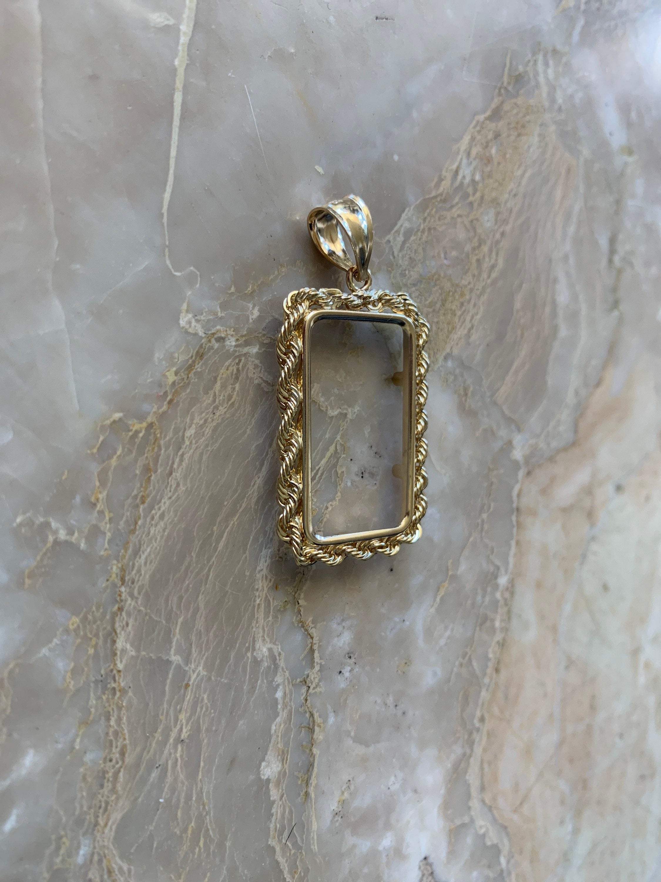 14K Pretty Yellow Gold Rope Chain Frame for 10 Gram pamp/credit suisse Gold Bar