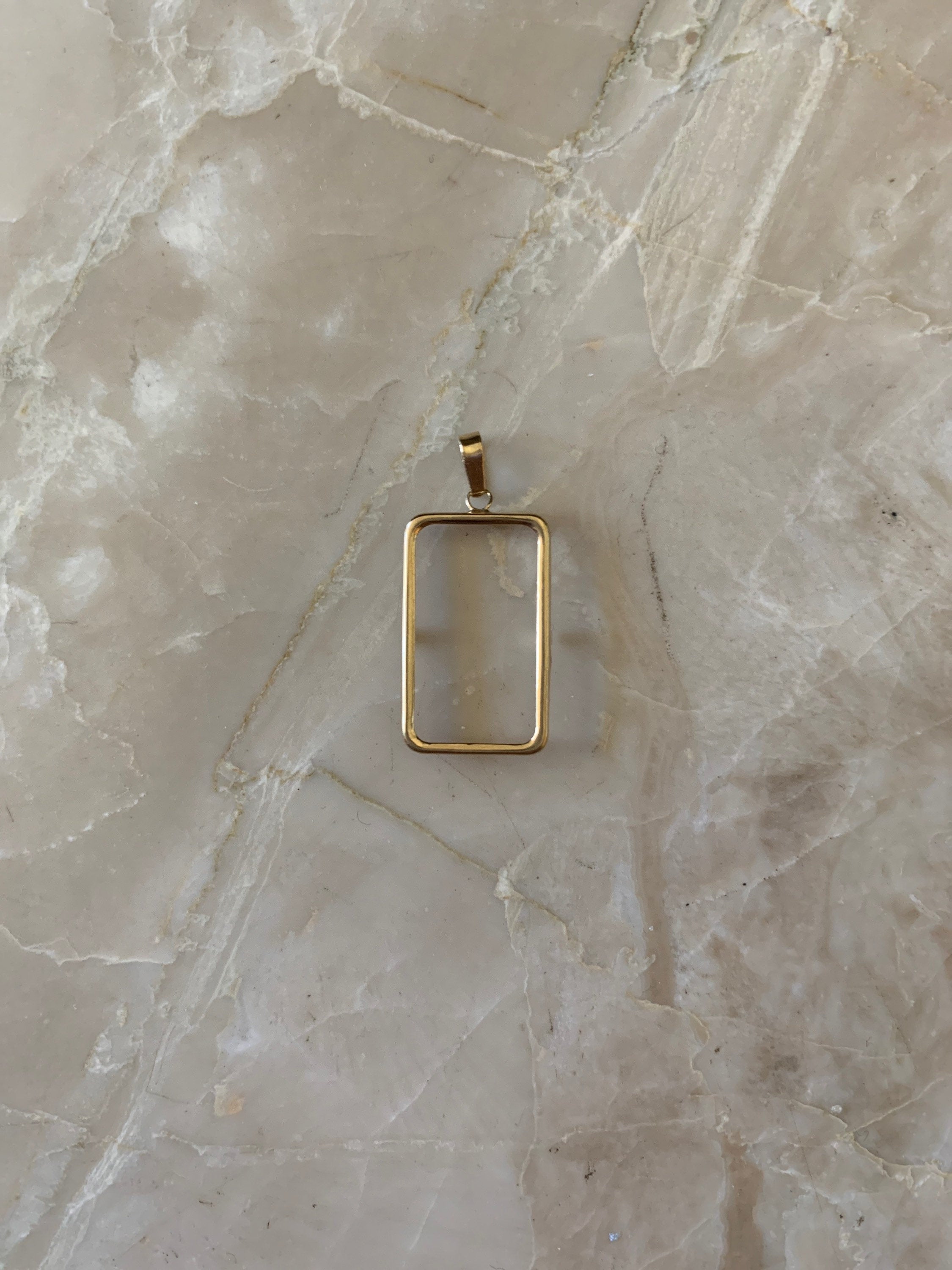 14K Pretty Yellow Gold Regular Frame for 5 gram Pamp Suisse Gold Bar