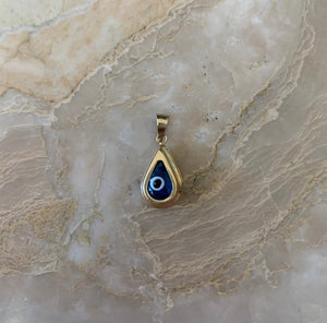 14K Pretty Yellow Gold Tear Drop Shaped Evil Eye Pendant 1.1 Grams