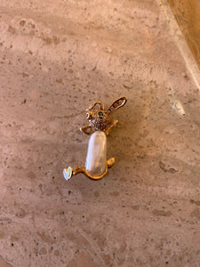 14K Yellow Gold Fresh Water Pearl Pendant/Brooch Bunny With Diamonds 0.31 Cts