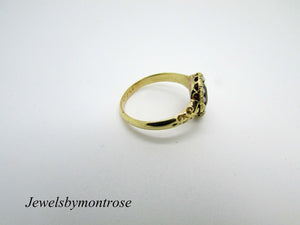 14K Pretty Yellow Gold Antique Garnet Ring with Pearls 3.6 Grams