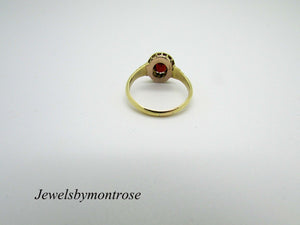 14K Pretty Yellow Gold Antique Garnet Ring with Pearls 3.6 Grams